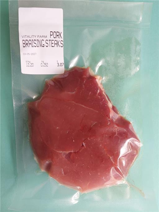 Organic Pork Braising Steaks
